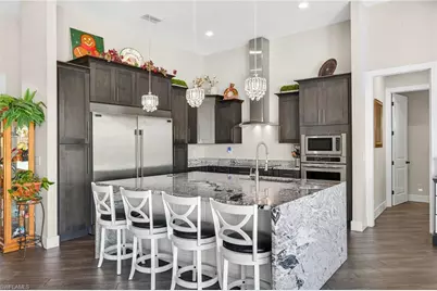 3900 Gulfstream Pkwy, Cape Coral, FL 33993 - Photo 11