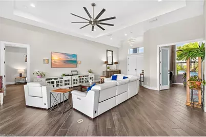 3900 Gulfstream Pkwy, Cape Coral, FL 33993 - Photo 9