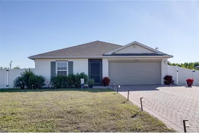 1728 S Gator Cir, Cape Coral, FL 33909 - Photo 1