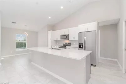 4309 NE 20th Ct, Cape Coral, FL 33909 - Photo 9