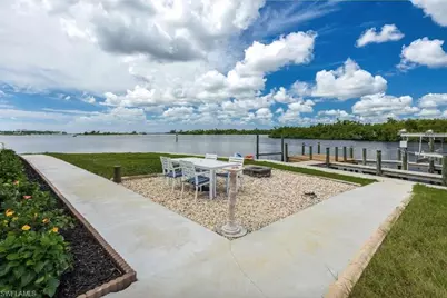 4885 E Riverside Dr, Fort Myers, FL 33905 - Photo 39