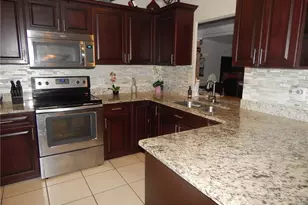 2207 NE 1st Terrace, Cape Coral, FL 33909 - Photo 13