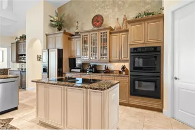 2050 SE 28th St, Cape Coral, FL 33904 - Photo 9