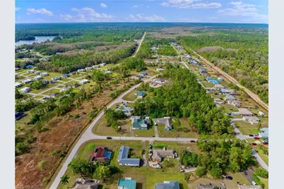 2011 Mill St, Lehigh Acres, FL 33972 - Photo 33