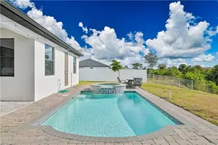 1308 SW 4th Ln, Cape Coral, FL 33991 - Photo 33
