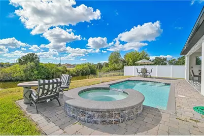 1308 SW 4th Ln, Cape Coral, FL 33991 - Photo 9