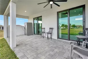 1209 NE 7th Ave, Cape Coral, FL 33909 - Photo 31