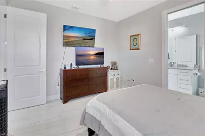 1209 NE 7th Ave, Cape Coral, FL 33909 - Photo 23
