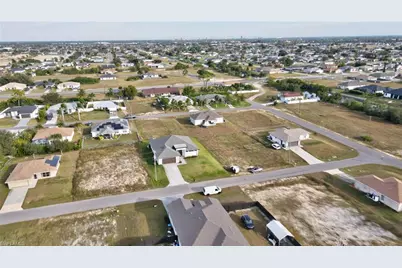 1209 NE 7th Ave, Cape Coral, FL 33909 - Photo 43