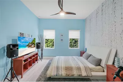 1000 NW 37th Pl, Cape Coral, FL 33993 - Photo 27