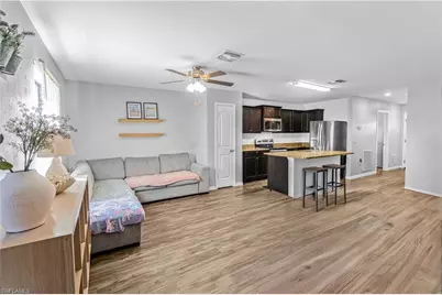 216 Des Cartes St, Fort Myers, FL 33913 - Photo 15