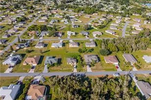 216 Des Cartes St, Fort Myers, FL 33913 - Photo 35