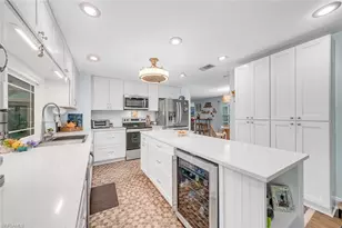 1076 Captains Walk St, Sanibel, FL 33957 - Photo 15