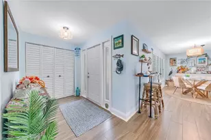 1076 Captains Walk St, Sanibel, FL 33957 - Photo 9