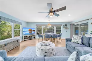 1076 Captains Walk St, Sanibel, FL 33957 - Photo 5