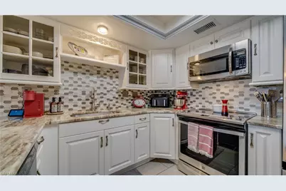 1102 SE 39th Ter #101, Cape Coral, FL 33904 - Photo 5