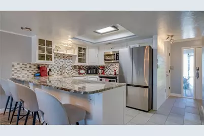 1102 SE 39th Ter #101, Cape Coral, FL 33904 - Photo 7