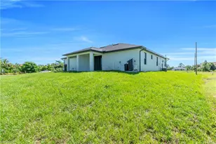 1110 Eisenhower Blvd, Lehigh Acres, FL 33974 - Photo 29