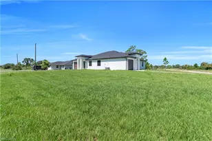 1110 Eisenhower Blvd, Lehigh Acres, FL 33974 - Photo 7