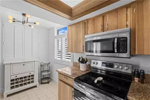 9415 Gulf Shore Dr, Naples, FL 34108 - Photo 15