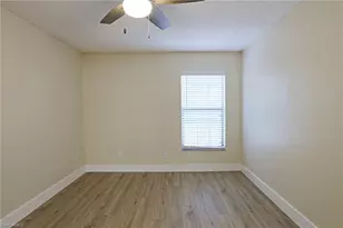 5331 Summerlin Rd, Fort Myers, FL 33919 - Photo 9