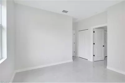 1072 Norton Ave S, Lehigh Acres, FL 33974 - Photo 5