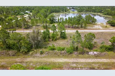 1226 Edelweiss St E, Lehigh Acres, FL 33974 - Photo 7