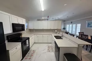 420 NE 15th Terrace, Cape Coral, FL 33909 - Photo 7