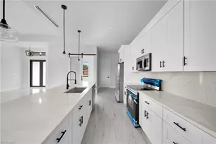 743 Chestnut St E, Lehigh Acres, FL 33974 - Photo 9