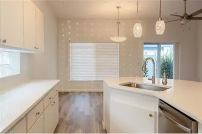 10700 Aqua Surf Ct, Estero, FL 33928 - Photo 5