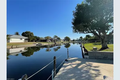 2121 SE 8th Ter, Cape Coral, FL 33990 - Photo 3