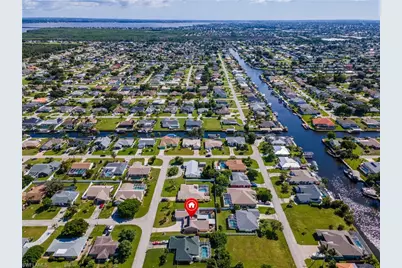928 SE 21st Pl, Cape Coral, FL 33990 - Photo 41