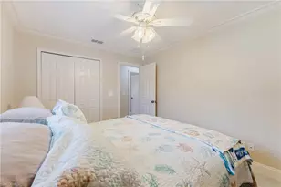 928 SE 21st Pl, Cape Coral, FL 33990 - Photo 33