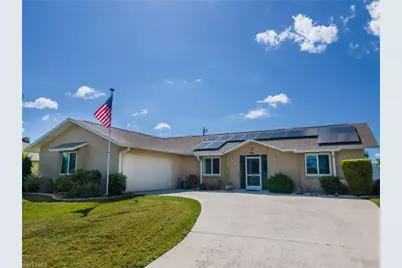 928 SE 21st Pl, Cape Coral, FL 33990 - Photo 3