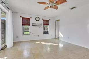 126 SE 21st Pl, Cape Coral, FL 33990 - Photo 7