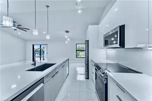 526 Wabasso Ave S, Lehigh Acres, FL 33974 - Photo 13