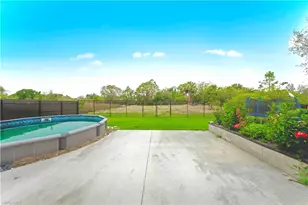 526 Wabasso Ave S, Lehigh Acres, FL 33974 - Photo 25