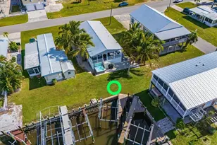 2801 York Rd, Saint James City, FL 33956 - Photo 15