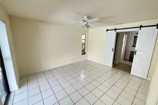 919 SE 21st Ln, Cape Coral, FL 33990 - Photo 5