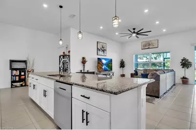 2833 Gleason Pkwy, Cape Coral, FL 33914 - Photo 17