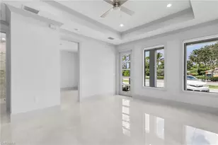 2378 Hunter Blvd, Naples, FL 34116 - Photo 5