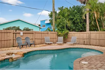 227 Mango St, Fort Myers Beach, FL 33931 - Photo 9