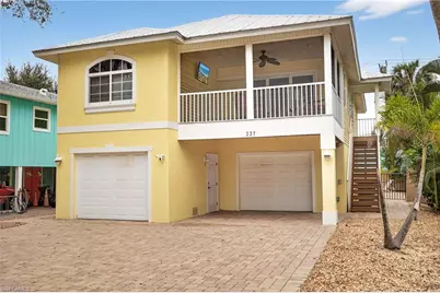 227 Mango St, Fort Myers Beach, FL 33931 - Photo 3