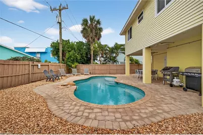 227 Mango St, Fort Myers Beach, FL 33931 - Photo 7