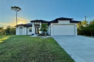 5008 Gunn Cir, Labelle, FL 33935 - Photo 3