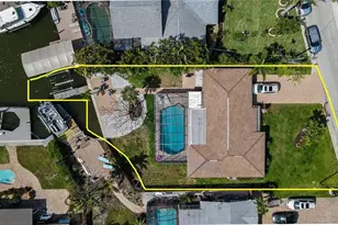 220 Albatross St, Fort Myers Beach, FL 33931 - Photo 5