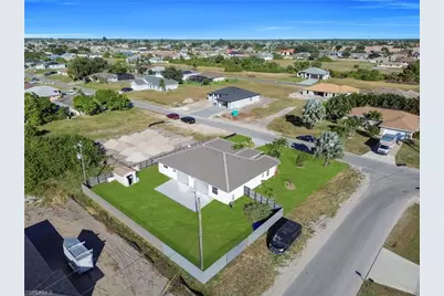 1124 NE 15th St, Cape Coral, FL 33909 - Photo 7