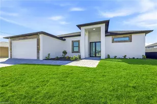 1102 NE 14th Ave, Cape Coral, FL 33909 - Photo 1