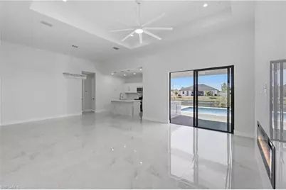 1102 NE 14th Ave, Cape Coral, FL 33909 - Photo 5