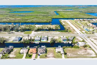 722 NW 39th Ave, Cape Coral, FL 33993 - Photo 11